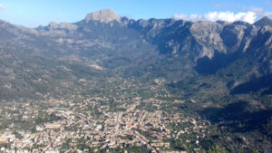 TRAMUNTANA, SOL, SENDERISMO Y… TAPAS!